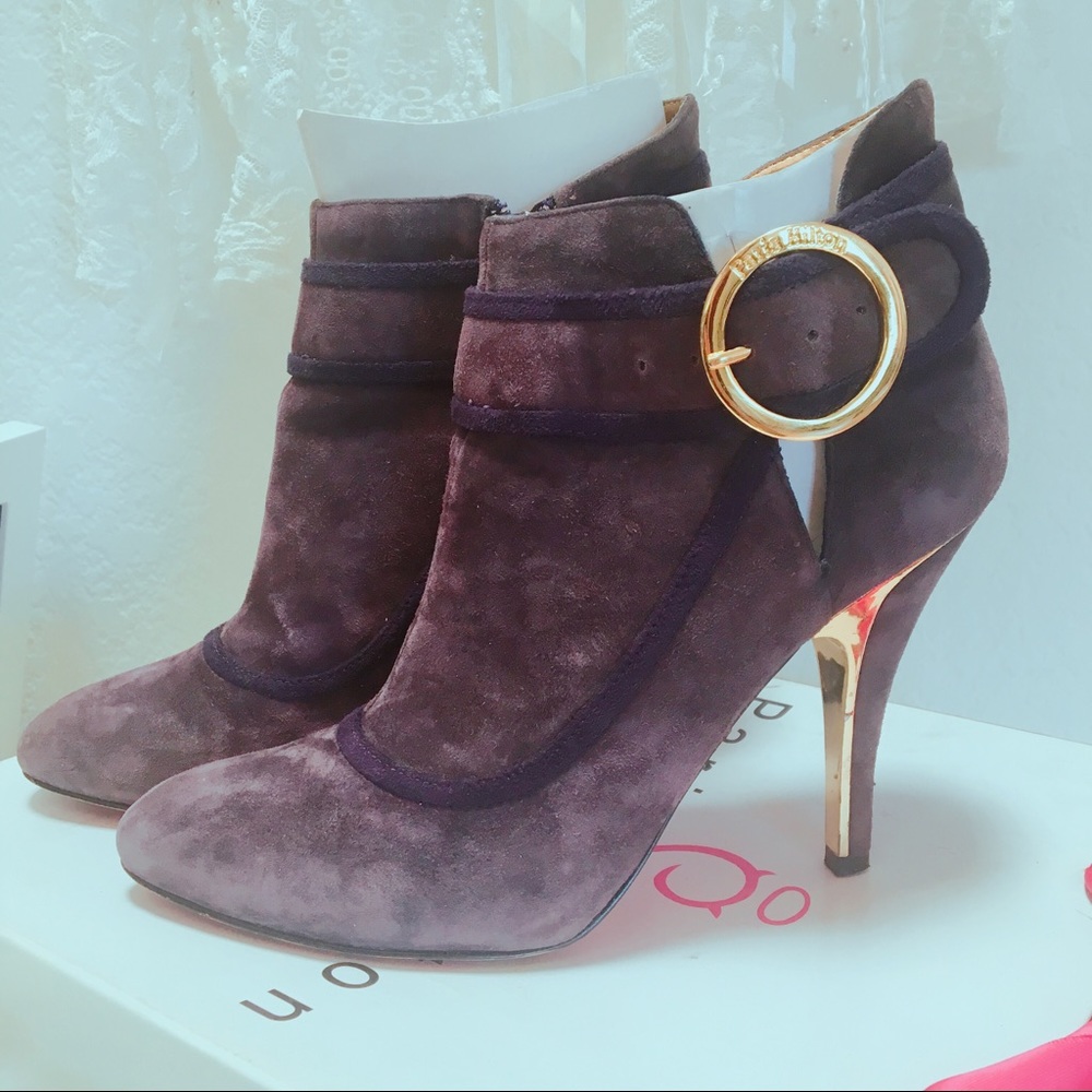 Purple suede boots